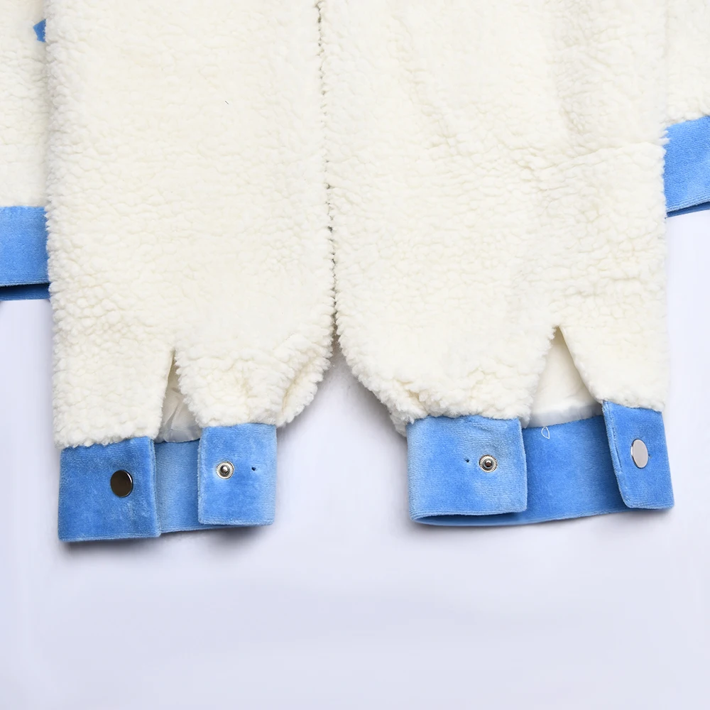 LVINMW Turn-down Collar Long Sleeve Pockets Buttons Velvet Woman Sweaters Patchwork Warm Fashion Loose Sweater Winter Cardigan
LVINMW Turn-down Collar Long Sleeve Pockets Buttons Velvet Woman Sweaters Patchwork Warm Fashion Loose Sweater Winter Cardigan