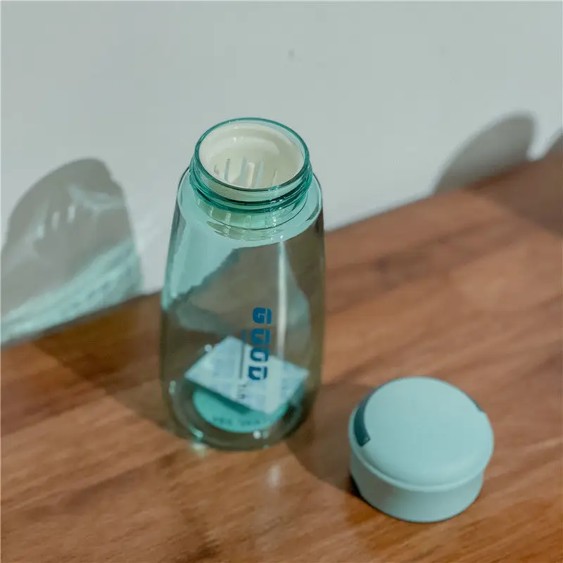 Fashion ins portable leak proof plastic cup with tea partition Tea Cup travel sports fall proof space bottle large capacity
Fashion ins portable leak proof plastic cup with tea partition Tea Cup travel sports fall proof space bottle large capacity