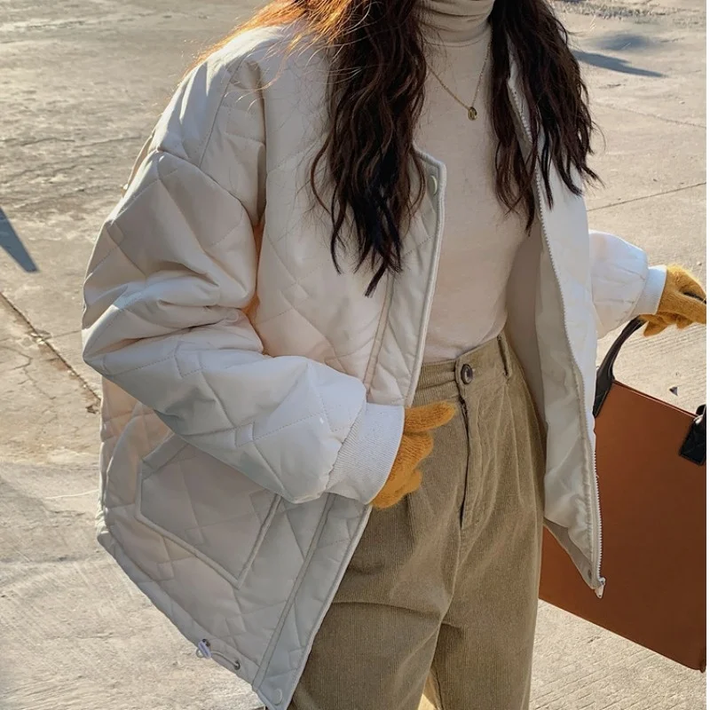 Cotton Padded Clothes Design Sense of Women in Winter 2021 New Small Diamond Loose Thickened Cotton Padded Jacket
Cotton Padded Clothes Design Sense of Women in Winter 2021 New Small Diamond Loose Thickened Cotton Padded Jacket