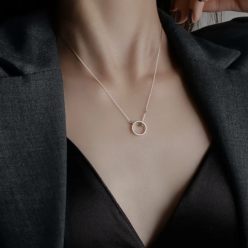 Silver color necklace female INS design sense of light luxury sweater chain circle clavicle chain tide simple temperament
Silver color necklace female INS design sense of light luxury sweater chain circle clavicle chain tide simple temperament