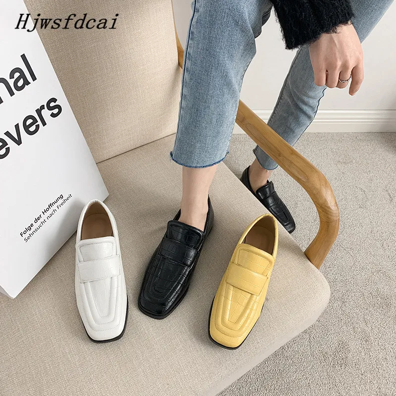 Hjwsfdcai Autumn Women Flat Shoes Fashion Brand Stone Pattern British Loafer Outdoor Ladies Casual Square Toe Flats Plus Size
Hjwsfdcai Autumn Women Flat Shoes Fashion Brand Stone Pattern British Loafer Outdoor Ladies Casual Square Toe Flats Plus Size