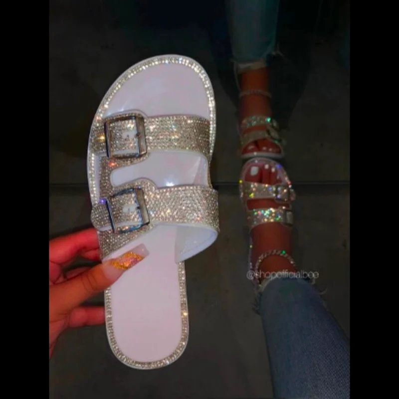 Women's Slippers Casual Fashion Vamp Buckle Design Rhinestone Decoration Trend All-match Open-toed Women's Slippers 2021
Women's Slippers Casual Fashion Vamp Buckle Design Rhinestone Decoration Trend All-match Open-toed Women's Slippers 2021