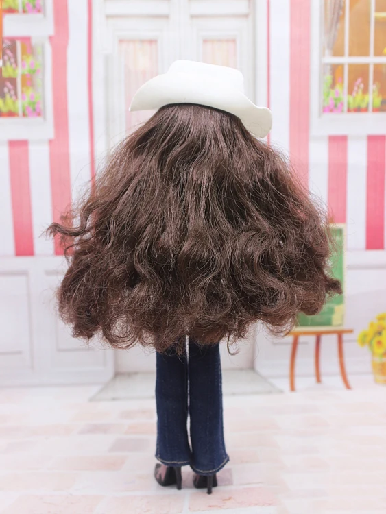 Original Play House Cowgirl Cow Style Doll Joint Fashion Girl With Hat and High Heel Shoes Decoration Model Gift
Original Play House Cowgirl Cow Style Doll Joint Fashion Girl With Hat and High Heel Shoes Decoration Model Gift