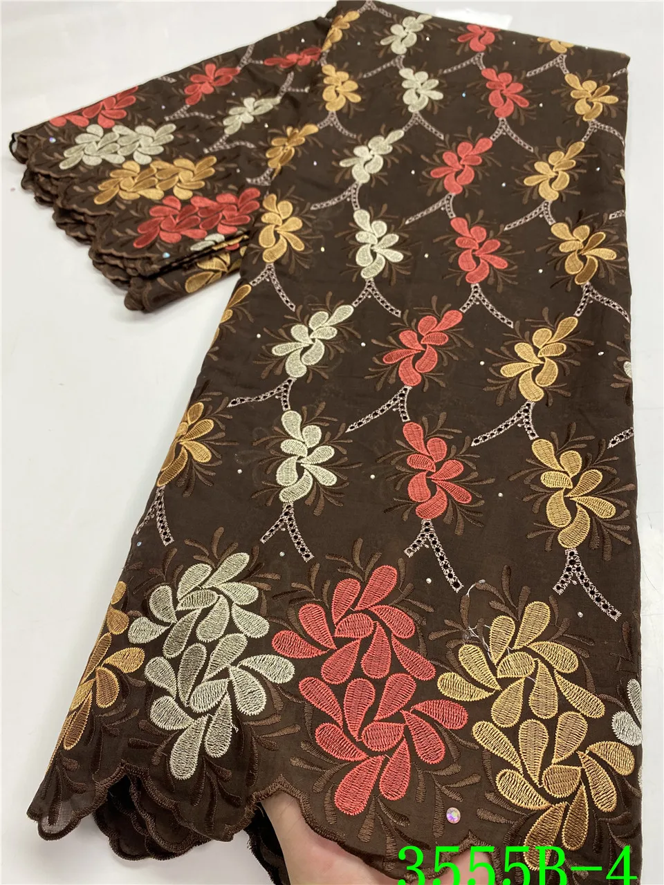 Африканская Хлопковая кружевная ткань высокого качества, нигерийская швейцарская вуаль, кружево в Швейцарии, Дырокол из чистого хлопка для...
Африканская Хлопковая кружевная ткань высокого качества, нигерийская швейцарская вуаль, кружево в Швейцарии, Дырокол из чистого хлопка для...