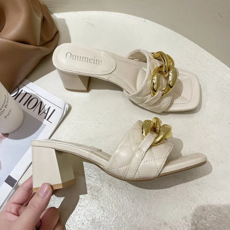 2021Heel Shoes Fashion Chain Mules for Women Square Head Slip on Flip Flops Women Slipper Summer Sandal Women's Shoe Solid Slide
2021Heel Shoes Fashion Chain Mules for Women Square Head Slip on Flip Flops Women Slipper Summer Sandal Women's Shoe Solid Slide