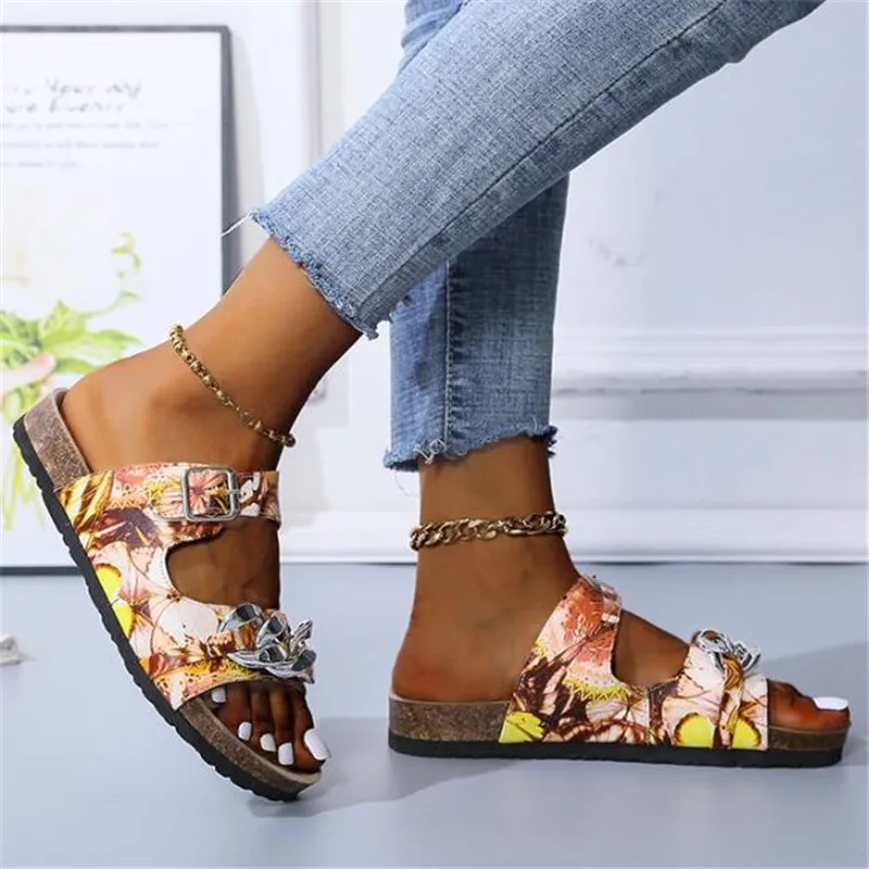 Large size sandals women new open-toed flat bottom breathable women's slippers platform fashion casual womens shoes beach shoes
Large size sandals women new open-toed flat bottom breathable women's slippers platform fashion casual womens shoes beach shoes