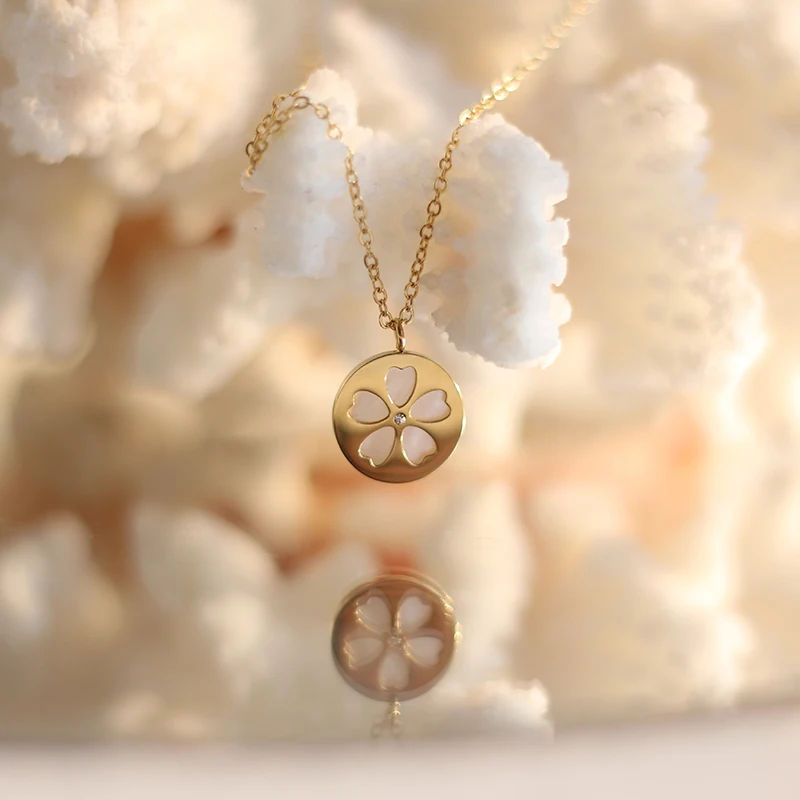 Юн РУО Роскошные в виде ракушки из цветков персикового дерева ожерелье с подвеской для женщин, 18 k золотое цветочное колье нержавеющая сталь...
Юн РУО Роскошные в виде ракушки из цветков персикового дерева ожерелье с подвеской для женщин, 18 k золотое цветочное колье нержавеющая сталь...