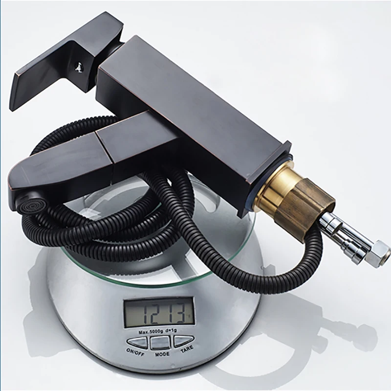 Pull Out Bathroom Basin Sink Faucet Single Handle Hot and Cold Water Mixed Antique Tap Balcony Washbasin Mixer Sink Brass Tap 
Pull Out Bathroom Basin Sink Faucet Single Handle Hot and Cold Water Mixed Antique Tap Balcony Washbasin Mixer Sink Brass Tap