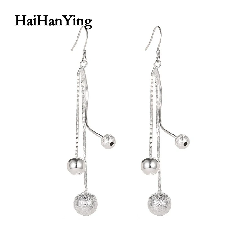 New Creative Tassel Transfer Beads Female Earrings Temperament Long Frosted Beads Sand Light Pearl Earrings Luxury Charm Jewelry
New Creative Tassel Transfer Beads Female Earrings Temperament Long Frosted Beads Sand Light Pearl Earrings Luxury Charm Jewelry