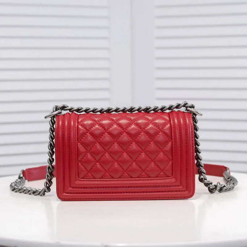 TopQuality Luxury Classic 100% Real Leather Brand Famous Women Handbag Fashion high quality crossbody sheepskin bags
TopQuality Luxury Classic 100% Real Leather Brand Famous Women Handbag Fashion high quality crossbody sheepskin bags