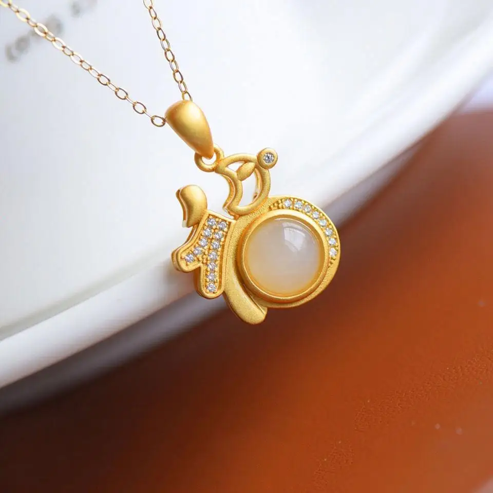 Natural Hetian Jade White Jade Lucky Pendant Suet Jade Lucky Fortune Necklace S925 Sterling Silver Vintage Clavicle Chain
Natural Hetian Jade White Jade Lucky Pendant Suet Jade Lucky Fortune Necklace S925 Sterling Silver Vintage Clavicle Chain