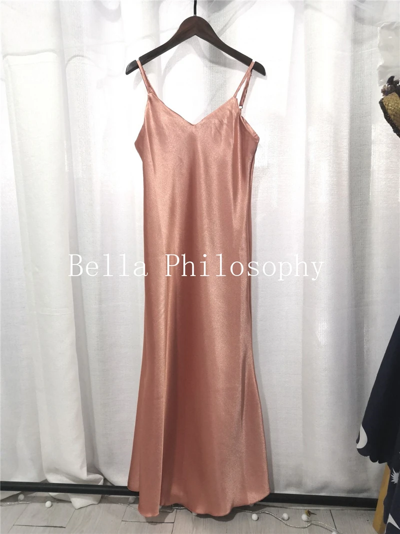 Bella Philosophy Summer Women Satin Dress Party Luxury Shiny Sundress Sexy Imitation Silk Fashion Ladies Dress
Bella Philosophy Summer Women Satin Dress Party Luxury Shiny Sundress Sexy Imitation Silk Fashion Ladies Dress