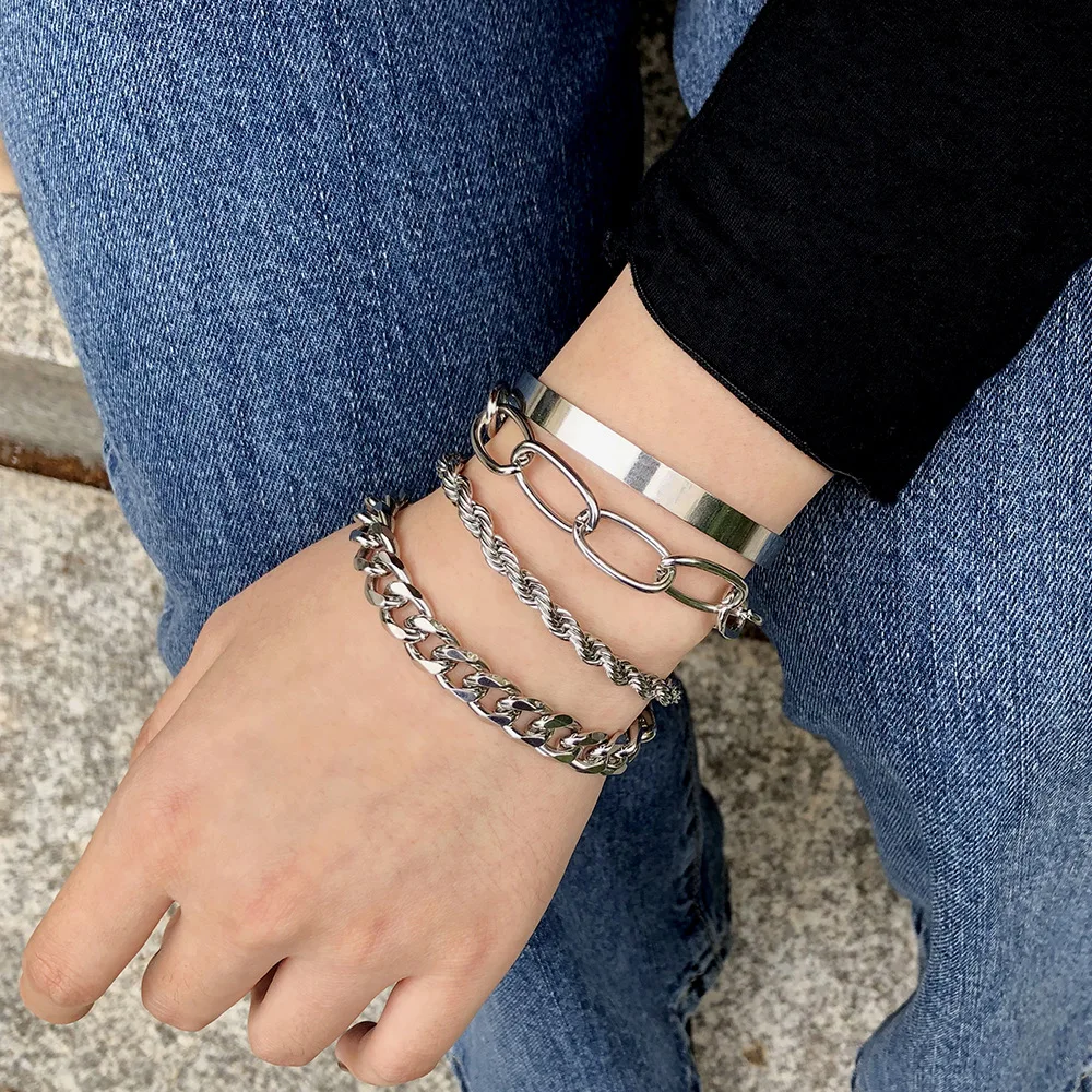 New Exaggerated Alloy Thick Chain European And American Fashion Simple Gold Women'S Bracelet
New Exaggerated Alloy Thick Chain European And American Fashion Simple Gold Women'S Bracelet