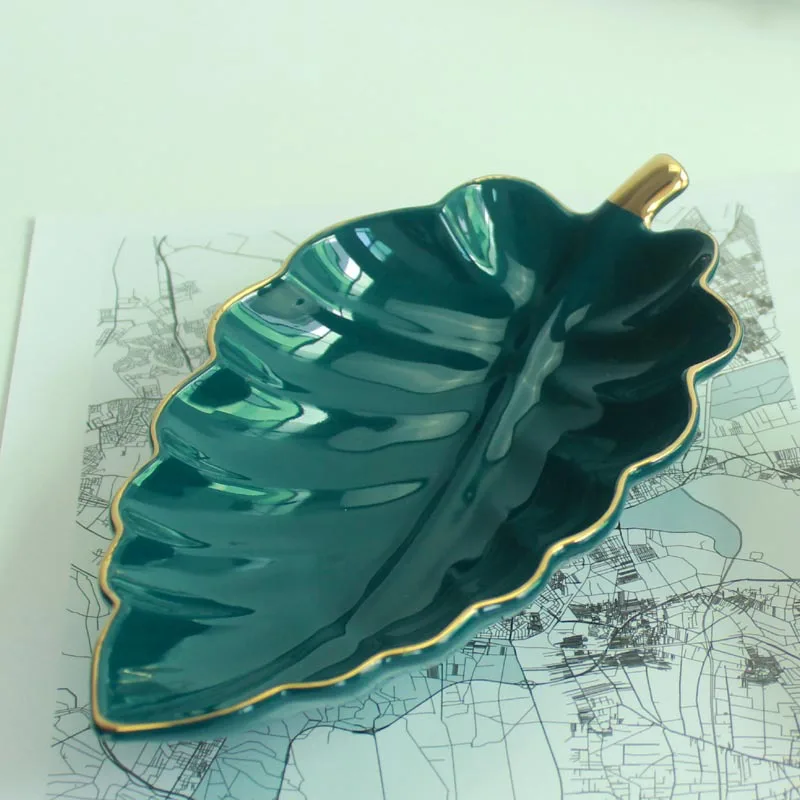 Leaf Shape Ceramic Fruit Plate Trinket Dish Nordic Small Candy Dessert Snack Sushi Plates Home Creative Storage Trays Decorative
Leaf Shape Ceramic Fruit Plate Trinket Dish Nordic Small Candy Dessert Snack Sushi Plates Home Creative Storage Trays Decorative
