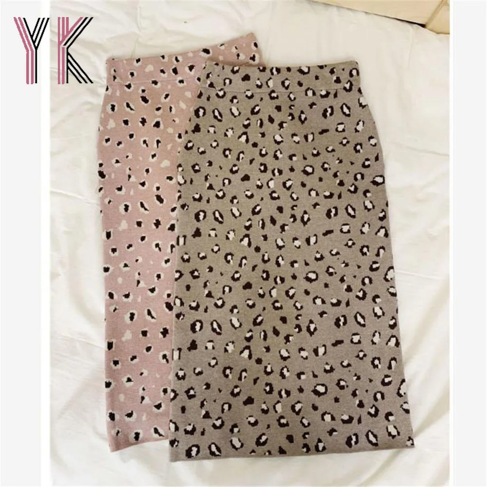 Leopard Knitted Jacquard Back Slit Elastic High Waist Pencil Midi Skirts Autumn Winter Mom Skirts Korean Fashion Aesthetic Saia
Leopard Knitted Jacquard Back Slit Elastic High Waist Pencil Midi Skirts Autumn Winter Mom Skirts Korean Fashion Aesthetic Saia