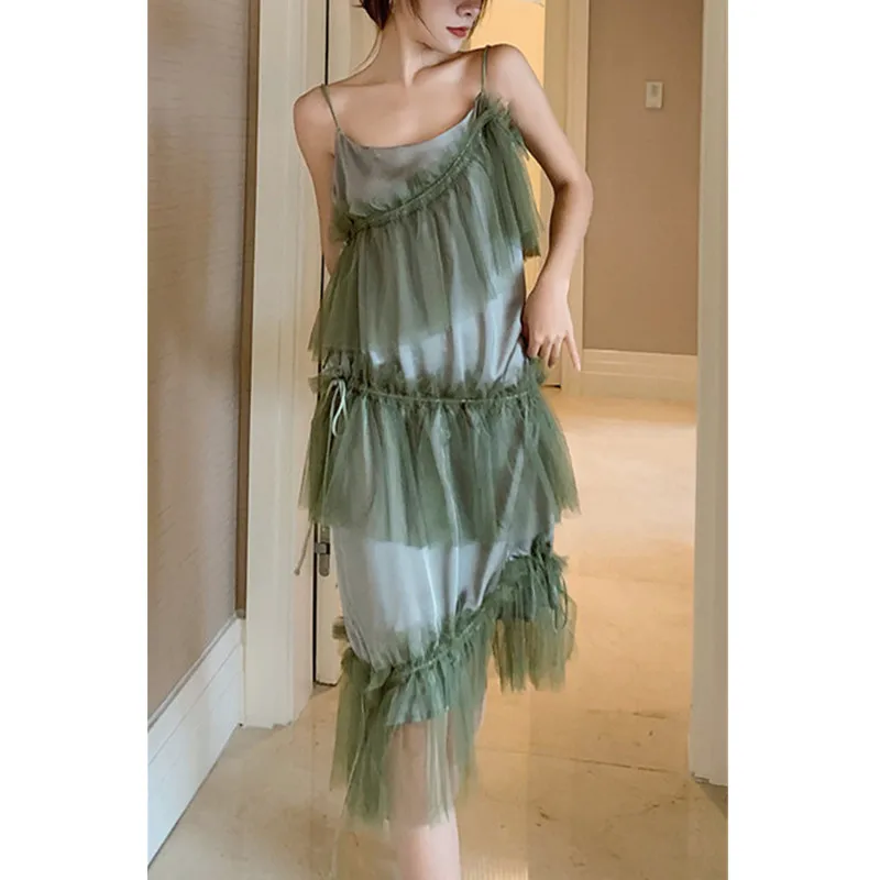 Summer Seaside Vacation Net Yarn Women's Suspender Dress 2021 Fashion Design Sense Beach Casual Sexy Dress
Summer Seaside Vacation Net Yarn Women's Suspender Dress 2021 Fashion Design Sense Beach Casual Sexy Dress