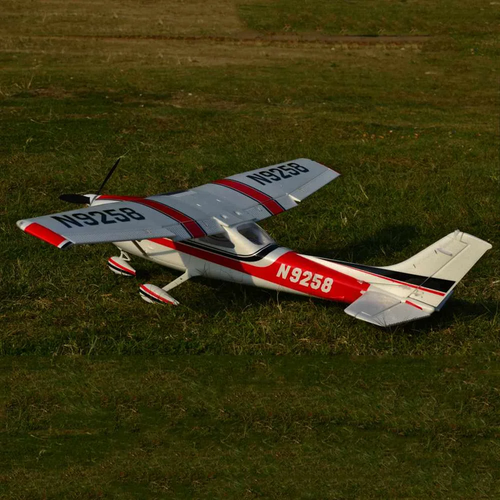 Набор для тренировки раскрытия крыльев Cessna 182 V2 1410 мм с фасветильник F светильник передним посадочным шасси EPO KIT/PNP RC гоночный самолет игрушк...
Набор для тренировки раскрытия крыльев Cessna 182 V2 1410 мм с фасветильник F светильник передним посадочным шасси EPO KIT/PNP RC гоночный самолет игрушк...