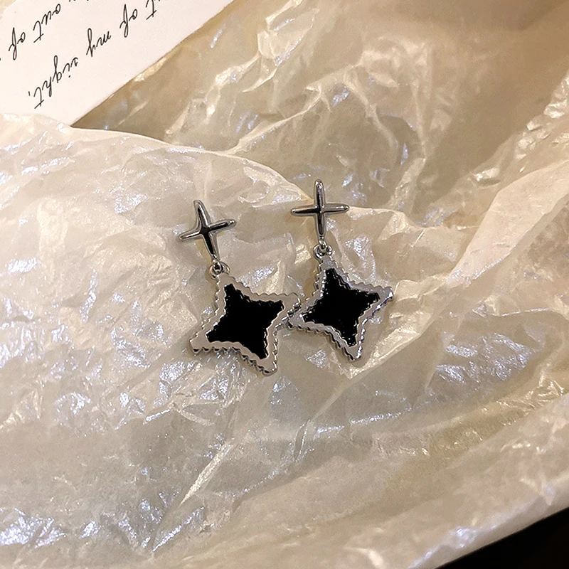New Trendy Black Four Pointed Star Drop Earrings for Women Girl Temperament Jewelry S925 Needle Wedding Birthday Party Fine Gift
New Trendy Black Four Pointed Star Drop Earrings for Women Girl Temperament Jewelry S925 Needle Wedding Birthday Party Fine Gift