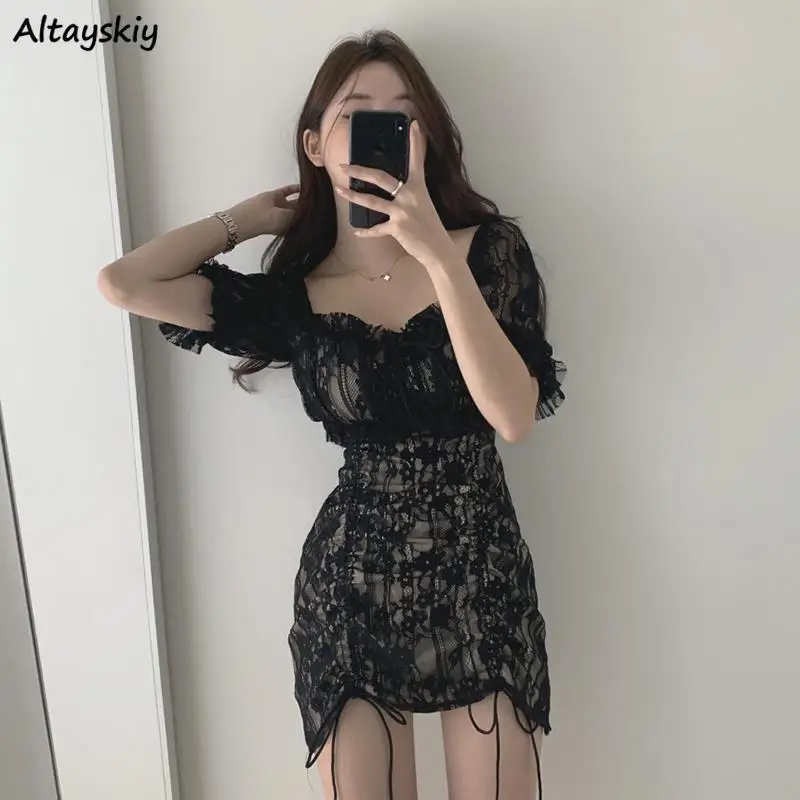 Mini Dresses Women Fashionable Elegant High Waist Solid Lace Ladies Vestidos Daily Square Collar Puff Sleeve Korean Style Gentle
Mini Dresses Women Fashionable Elegant High Waist Solid Lace Ladies Vestidos Daily Square Collar Puff Sleeve Korean Style Gentle