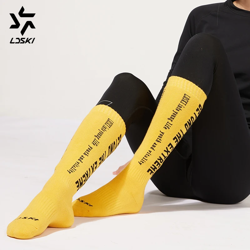 LDSKI 2021 New Ski Socks Winter Thick and Warm Outdoor Sports Long Sock Wool Mountaineering and Riding Equipment Snow Boots
LDSKI 2021 New Ski Socks Winter Thick and Warm Outdoor Sports Long Sock Wool Mountaineering and Riding Equipment Snow Boots