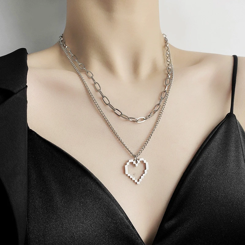 Love Heart Necklace Double Layer Pendant Black Clavicle Chain Hollow Peach Heart Necklace Chains for Women
Love Heart Necklace Double Layer Pendant Black Clavicle Chain Hollow Peach Heart Necklace Chains for Women