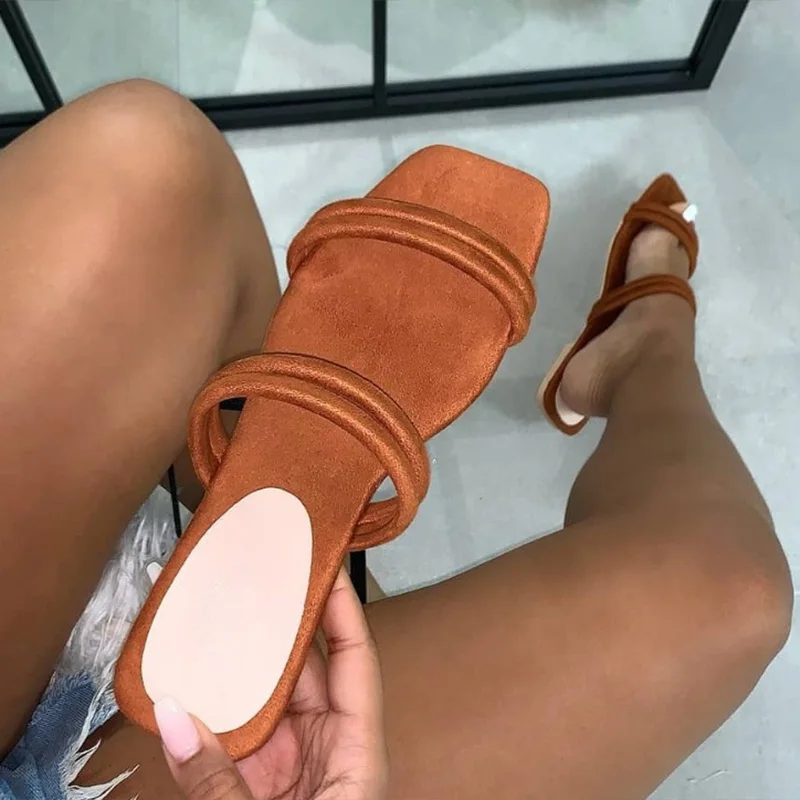 Women Sandals Fashion 2021 Platform Light Slip-On Leather Ladies Shoes Durable Sandals For Women Flat Slippers Sandalias Mujer
Women Sandals Fashion 2021 Platform Light Slip-On Leather Ladies Shoes Durable Sandals For Women Flat Slippers Sandalias Mujer