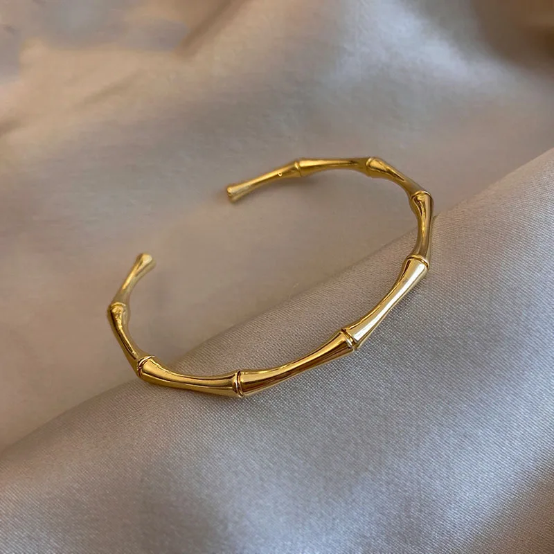 Wholesale Indian Korean Style Fashion Gold Bracelet For Women Luxury Round Opening Bamboo Mariage Bangle Party Gift
Wholesale Indian Korean Style Fashion Gold Bracelet For Women Luxury Round Opening Bamboo Mariage Bangle Party Gift