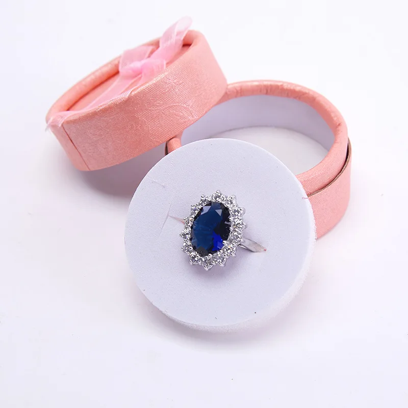 CARERJEW 10PCS Factory stock wholesale ring box earring box jewelry packaging box paper small round jewelry box bow jewelry box 
CARERJEW 10PCS Factory stock wholesale ring box earring box jewelry packaging box paper small round jewelry box bow jewelry box