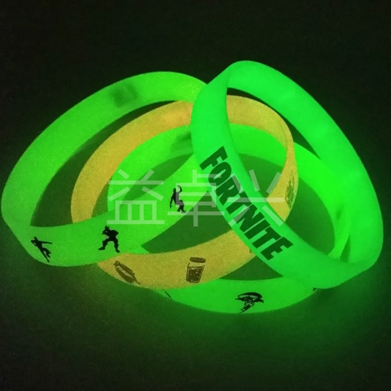 Original Luminous Silicone Bracelet Fortnite Game Rubber Trend Adult men women Toys Figure Model Pattern Kid Birthday Toy Gift
Original Luminous Silicone Bracelet Fortnite Game Rubber Trend Adult men women Toys Figure Model Pattern Kid Birthday Toy Gift