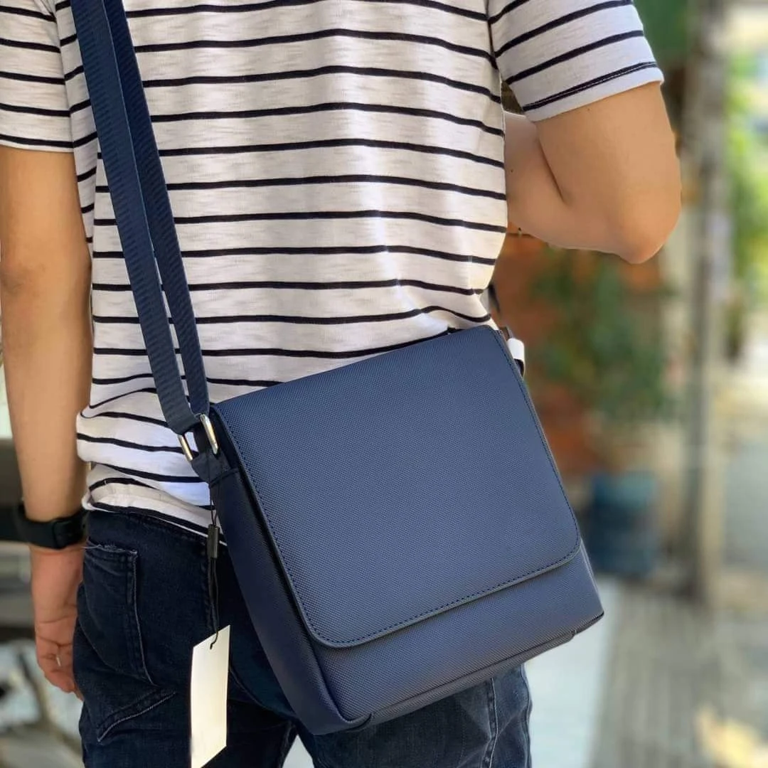 Men Casual High Quality Shoulder Bags For Male Splashproof Nylon 7.9 Inch Ipad Messenger Bag Lightweight Retro Purse Satchel Bag
Men Casual High Quality Shoulder Bags For Male Splashproof Nylon 7.9 Inch Ipad Messenger Bag Lightweight Retro Purse Satchel Bag