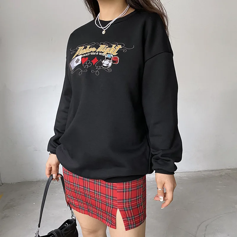 Y2K Aesthetics Graphic And Letter Embroidery Oversized Sweathirts E-Girl Vintage 90s Crewneck Long Sleeve Black Tops Crew Neck 
Y2K Aesthetics Graphic And Letter Embroidery Oversized Sweathirts E-Girl Vintage 90s Crewneck Long Sleeve Black Tops Crew Neck