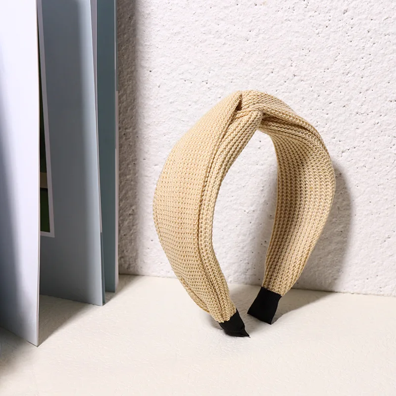 New Winter Crochet Wool Headband Cross All Match Hair Accessories Solid Cotton Hairbands Wide Women Outdoor Headwear Head Hoop
New Winter Crochet Wool Headband Cross All Match Hair Accessories Solid Cotton Hairbands Wide Women Outdoor Headwear Head Hoop