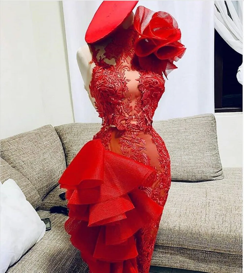 Real Image Red Lace Sexy Knee Length Cocktail Dresses One Shoulder Sexy Prom Gowns Tulle 3D Flower Ruffles Formal Party Dress
Real Image Red Lace Sexy Knee Length Cocktail Dresses One Shoulder Sexy Prom Gowns Tulle 3D Flower Ruffles Formal Party Dress