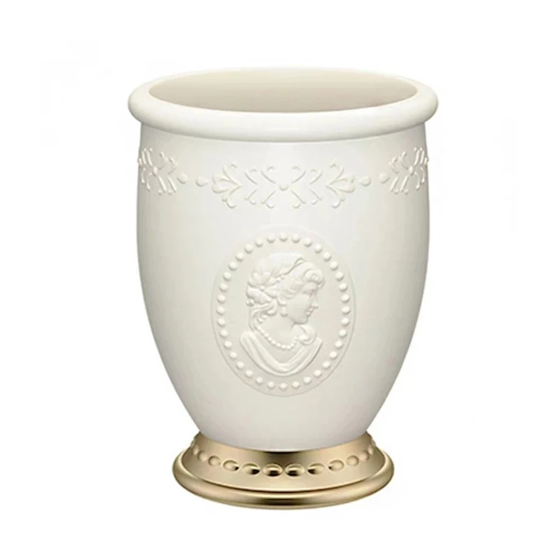 French Makeup Brush Holder Noble Embossed Retro Beauty Brush Bucket Cosmetic Desktop Storage Pen Pencil Storage Box Container
French Makeup Brush Holder Noble Embossed Retro Beauty Brush Bucket Cosmetic Desktop Storage Pen Pencil Storage Box Container