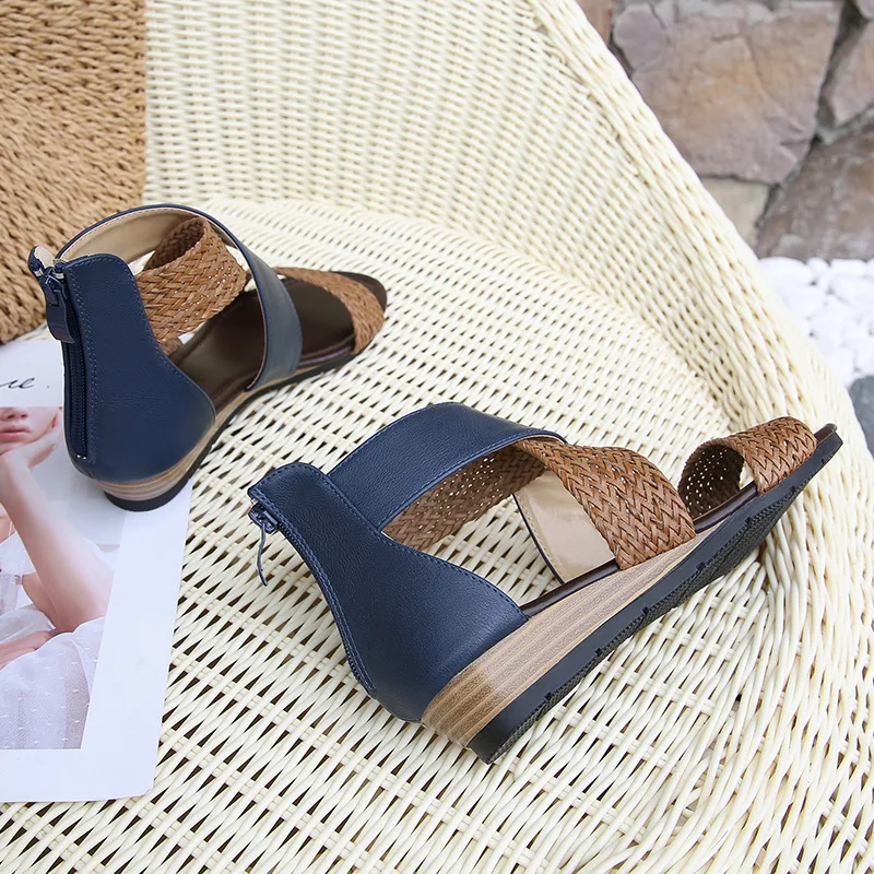 Fashion New Fish Mouth Leather Canvas Women Weave Wedge Heel Shoes Zipper Sandals Casual Beach Sandals Roman Shoes
Fashion New Fish Mouth Leather Canvas Women Weave Wedge Heel Shoes Zipper Sandals Casual Beach Sandals Roman Shoes
