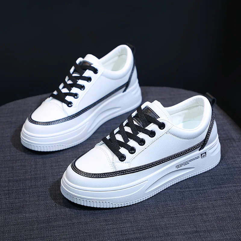 Fashion autumn new all-match leather waterproof women's student board shoes with Korean version of white shoes
Fashion autumn new all-match leather waterproof women's student board shoes with Korean version of white shoes