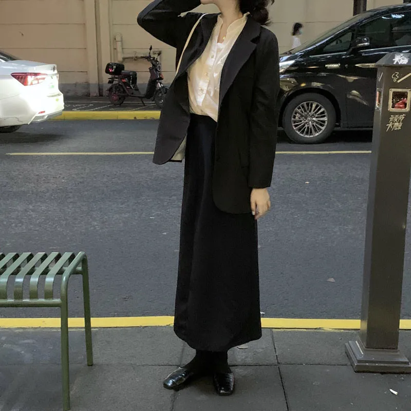 2021 New Shirt For Women Ruffles Elegant V-neck Full Sleeve All-Match Fashion Tops Female Office Lady Casual Girl Blouses
2021 New Shirt For Women Ruffles Elegant V-neck Full Sleeve All-Match Fashion Tops Female Office Lady Casual Girl Blouses