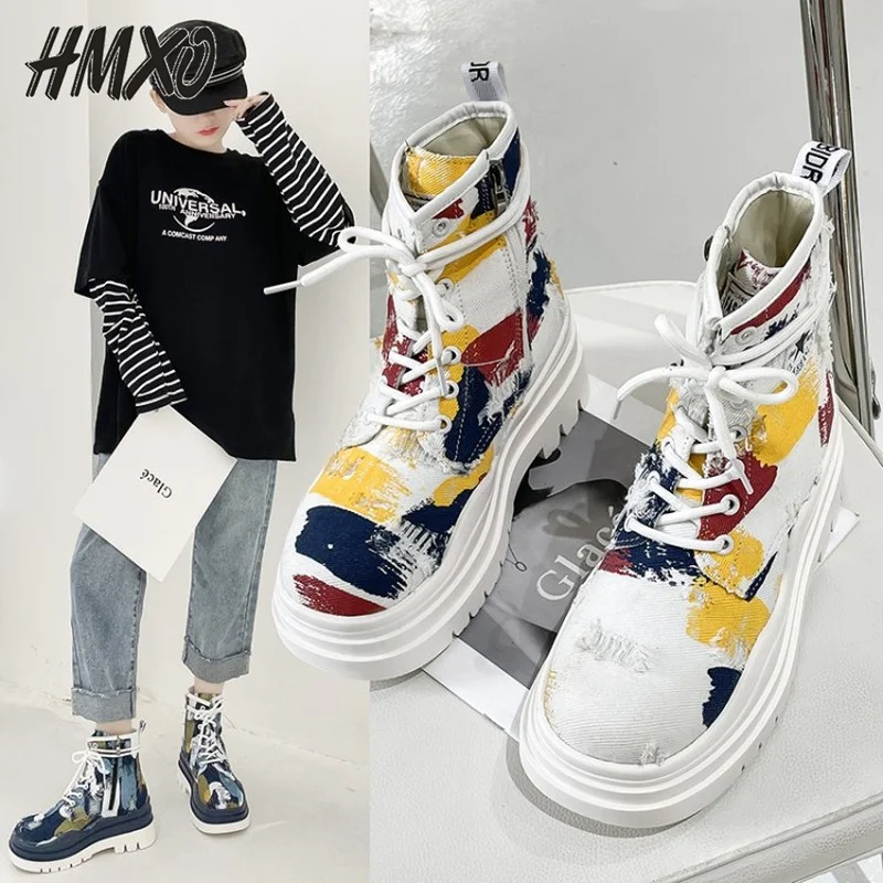 HMXO Trendy Cowboy Soft-soled Martin Boots Autumn Casual Lace-up Women's Boots Personality Mid-tube Boots Camouflage Boots
HMXO Trendy Cowboy Soft-soled Martin Boots Autumn Casual Lace-up Women's Boots Personality Mid-tube Boots Camouflage Boots