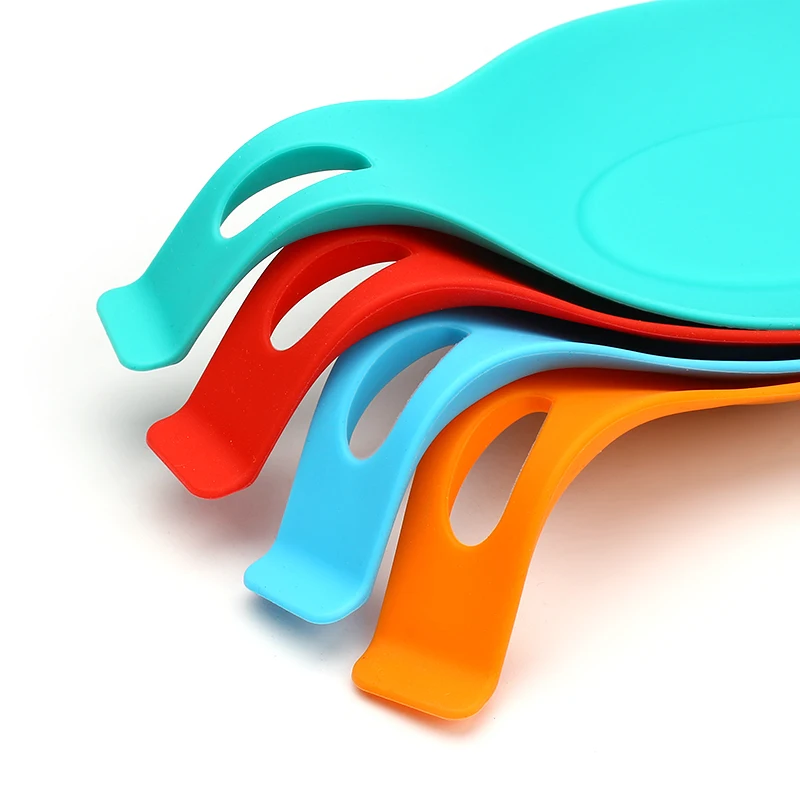 Silicone Soup Pad Spoon Holder Rest Heat Resistant Baking Spoon Rack Kitchen Tools Random Color 
Silicone Soup Pad Spoon Holder Rest Heat Resistant Baking Spoon Rack Kitchen Tools Random Color