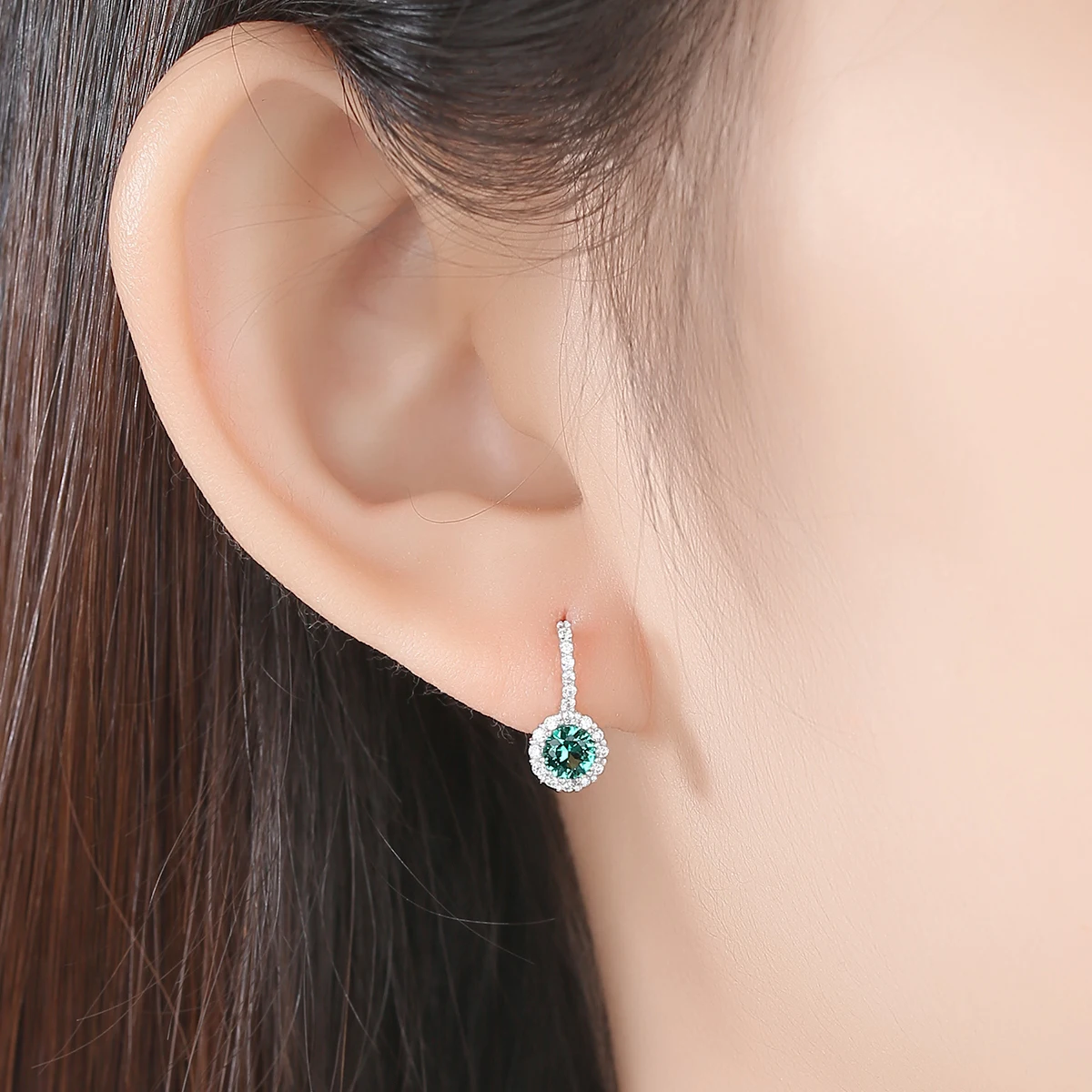 SANYU Fashion Sapphire Round Stud Earrings 925 Sterling Silver Charm Earrings For Women Gemstone Statement Earrings Jewelry
SANYU Fashion Sapphire Round Stud Earrings 925 Sterling Silver Charm Earrings For Women Gemstone Statement Earrings Jewelry