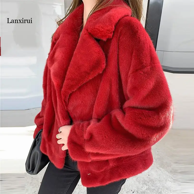 Winter Faux Fur Women's Coat Hooded Long Sleeve Cardigan Zipper Pockets Loose Patchwork Striped Fashion Casual Coat
Winter Faux Fur Women's Coat Hooded Long Sleeve Cardigan Zipper Pockets Loose Patchwork Striped Fashion Casual Coat