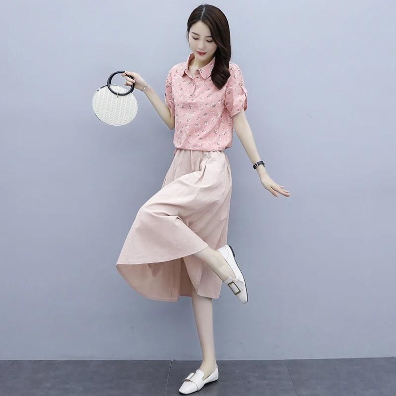 Korean fashion suits summer 2020 two-piece leisure loose cotton pants short sleeve top blouse trousers vestido outfit
Korean fashion suits summer 2020 two-piece leisure loose cotton pants short sleeve top blouse trousers vestido outfit