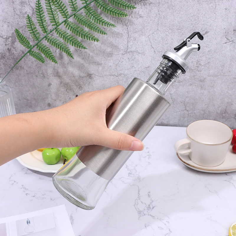 1pc Creative Kitchen Tools Accessories Cooking Seasoning Bottle Dispenser Sauce Bottle Glass Storage Bottles for Oil and Vinegar
1pc Creative Kitchen Tools Accessories Cooking Seasoning Bottle Dispenser Sauce Bottle Glass Storage Bottles for Oil and Vinegar