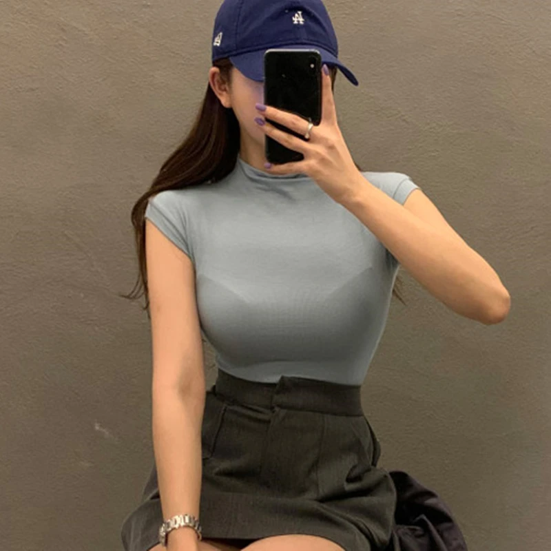 Summer Women Fashion Sleeveless Skinny Tops O-Neck Slim Female Stretched Casual Ladies Tees
Summer Women Fashion Sleeveless Skinny Tops O-Neck Slim Female Stretched Casual Ladies Tees