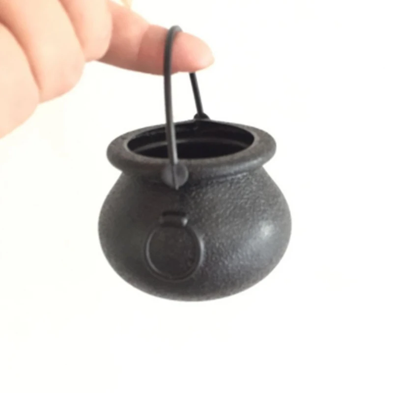 12Pcs Halloween Evil Witch Black Jar Flame Bucket Children's Portable Candy Bucket
12Pcs Halloween Evil Witch Black Jar Flame Bucket Children's Portable Candy Bucket