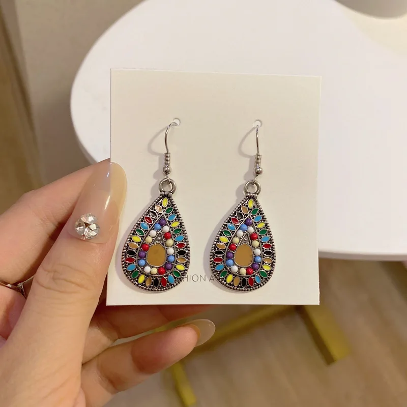 Vintage Multicolor Dangle Drop Earrings for Women Ethnic Style Resin Earrings for Women Holiday Party Wedding Jewelry Gift
Vintage Multicolor Dangle Drop Earrings for Women Ethnic Style Resin Earrings for Women Holiday Party Wedding Jewelry Gift