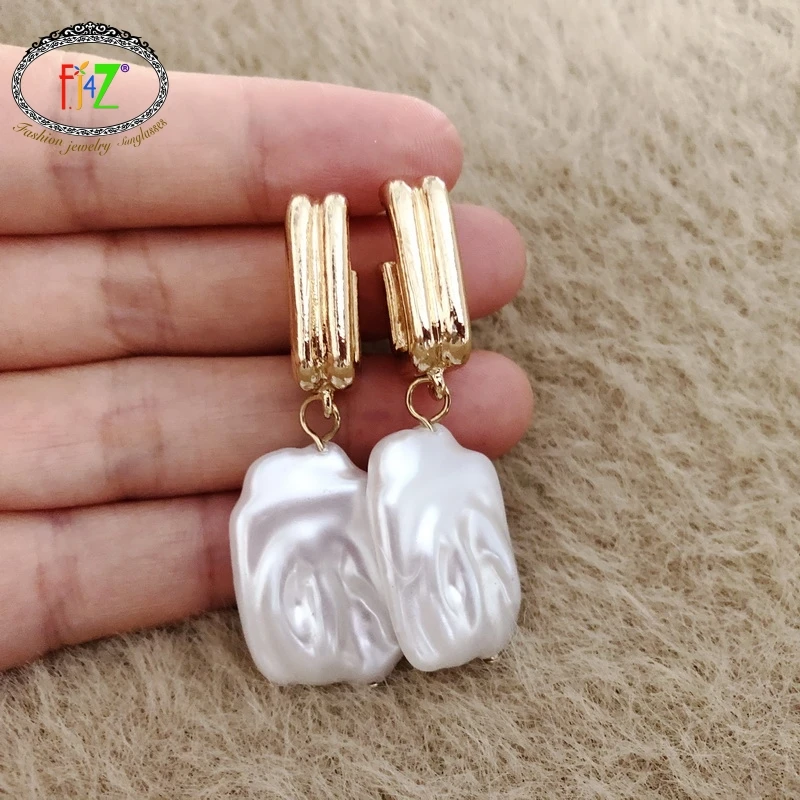 F.J4Z Hot Irregular Pearl Earrings for Women Baroque Simulated Pearl Pendant Drop Earrings Ladies Gifts Jewelry dropship
F.J4Z Hot Irregular Pearl Earrings for Women Baroque Simulated Pearl Pendant Drop Earrings Ladies Gifts Jewelry dropship
