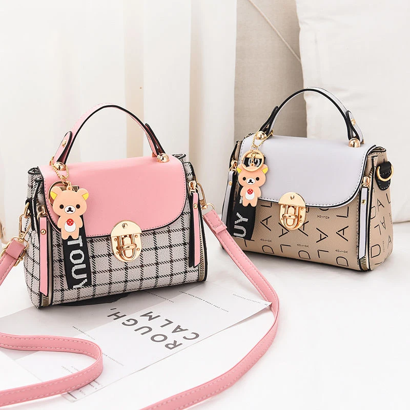 Ladies Shoulder Bags New Cute Type PU High Quality Hot Sale Girls Diagonal bag Color Matching Casual Fashion Small Square Bags
Ladies Shoulder Bags New Cute Type PU High Quality Hot Sale Girls Diagonal bag Color Matching Casual Fashion Small Square Bags