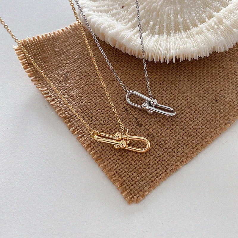 ALLNEWME Delicate Gold Silver Color Paperclip Pendant Necklace for Women Minimalist O-Chain Chokers Necklaces French Jewelry
ALLNEWME Delicate Gold Silver Color Paperclip Pendant Necklace for Women Minimalist O-Chain Chokers Necklaces French Jewelry