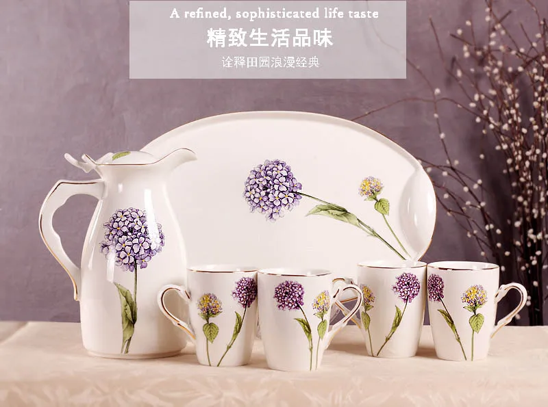 Ceramic pot, tea cup, beverage appliance, cold pot, tea cup, beverage cup, game + tray, modern living room 
Ceramic pot, tea cup, beverage appliance, cold pot, tea cup, beverage cup, game + tray, modern living room